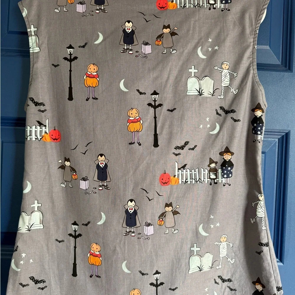 Retrolicious Gray 2 piece Halloween Dress with Vintage Trick-or-Treat Print. NWT